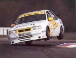 1995 BTCC Thruxton Vauxhall Cavalier John Cleland.jpg