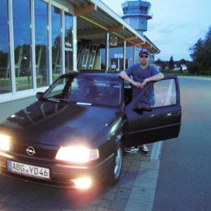 Me nearby my former 1993 Opel Vectra-A - GL - C18NZ - 1.8j - Face-Lift - Edition at "Leipzig-Altenburg - Regional-Air-Port" on August, 28th 2010.