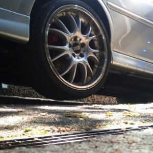 KW Inox Variante 2 mit 19" BBS CK AIR II Felgen + Dumpstops. Federweg = fast null :D