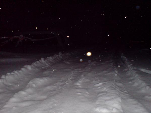 Ausfahrt nach dem Schneeschieben (Astra=Schneeschieber)