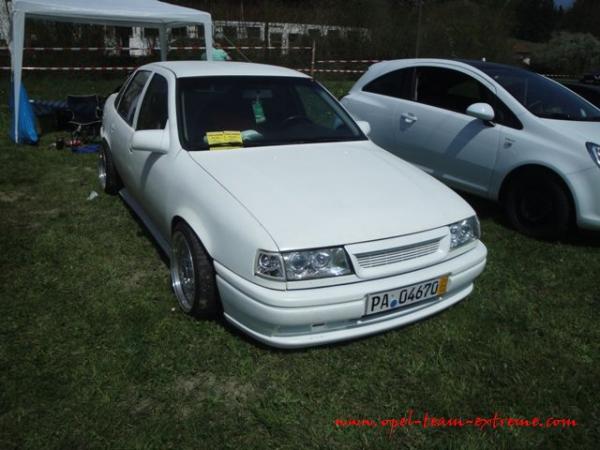 mei Vectra beim Opeltreffen 2010 bei den Opelfreunden Obertürken