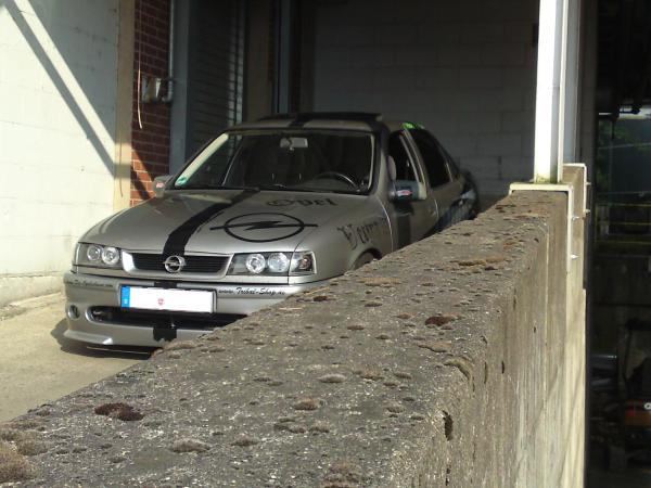 Mein 2 Vectra a 1,8i bj 93