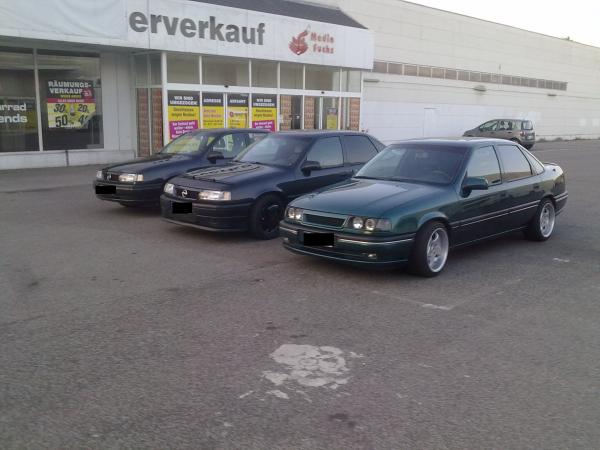 v.l.n.r meiner 2.0 L 16V, Vectra 2.0 L 16 V Turbo 4x4, Vectra 2.0 l